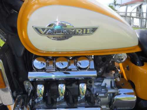 Honda GL1500C (VALKYRIE)