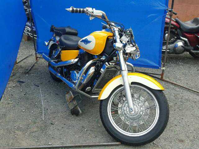 Honda VT1100C2 (SHADOW ACE)