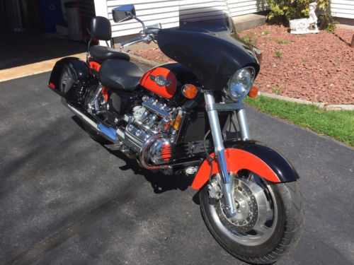 Honda GL1500C (VALKYRIE)