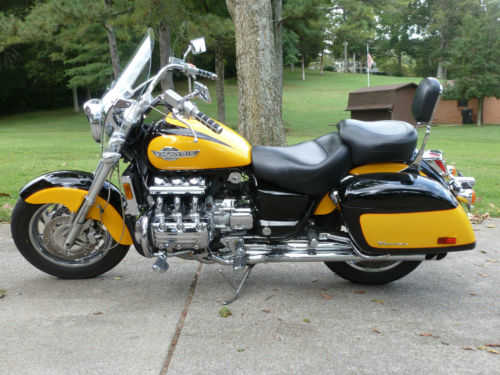 Honda GL1500C (VALKYRIE)