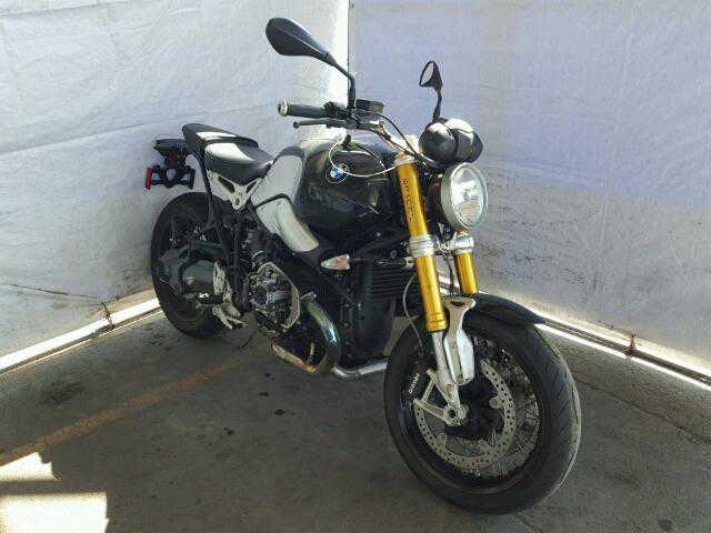 BMW R nineT