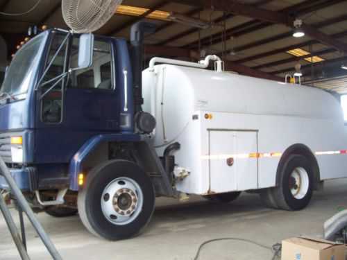 Ford CF7000