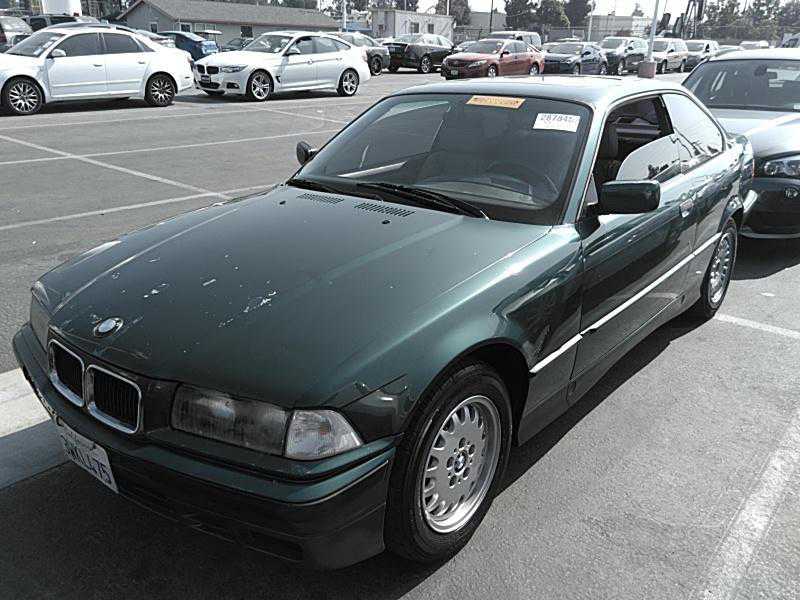 BMW 325iS