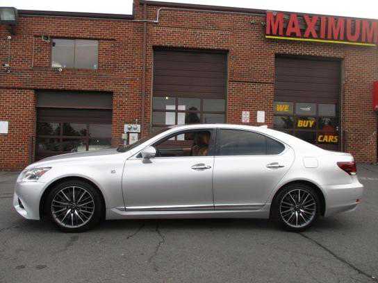 2014 Lexus LS