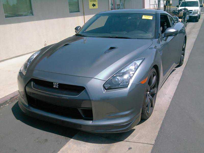 Nissan GT-R