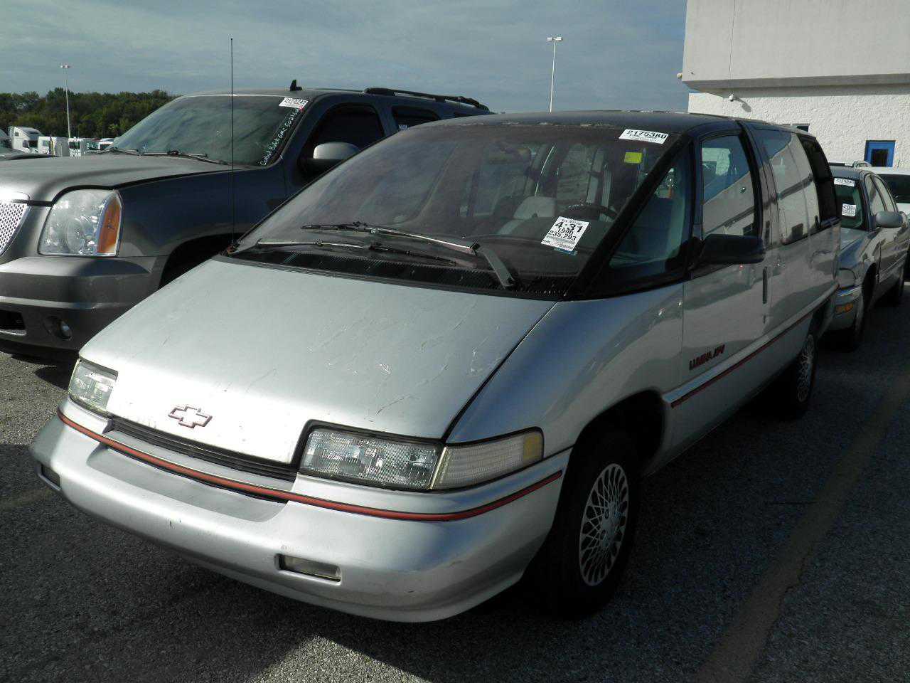 Chevrolet Lumina APV