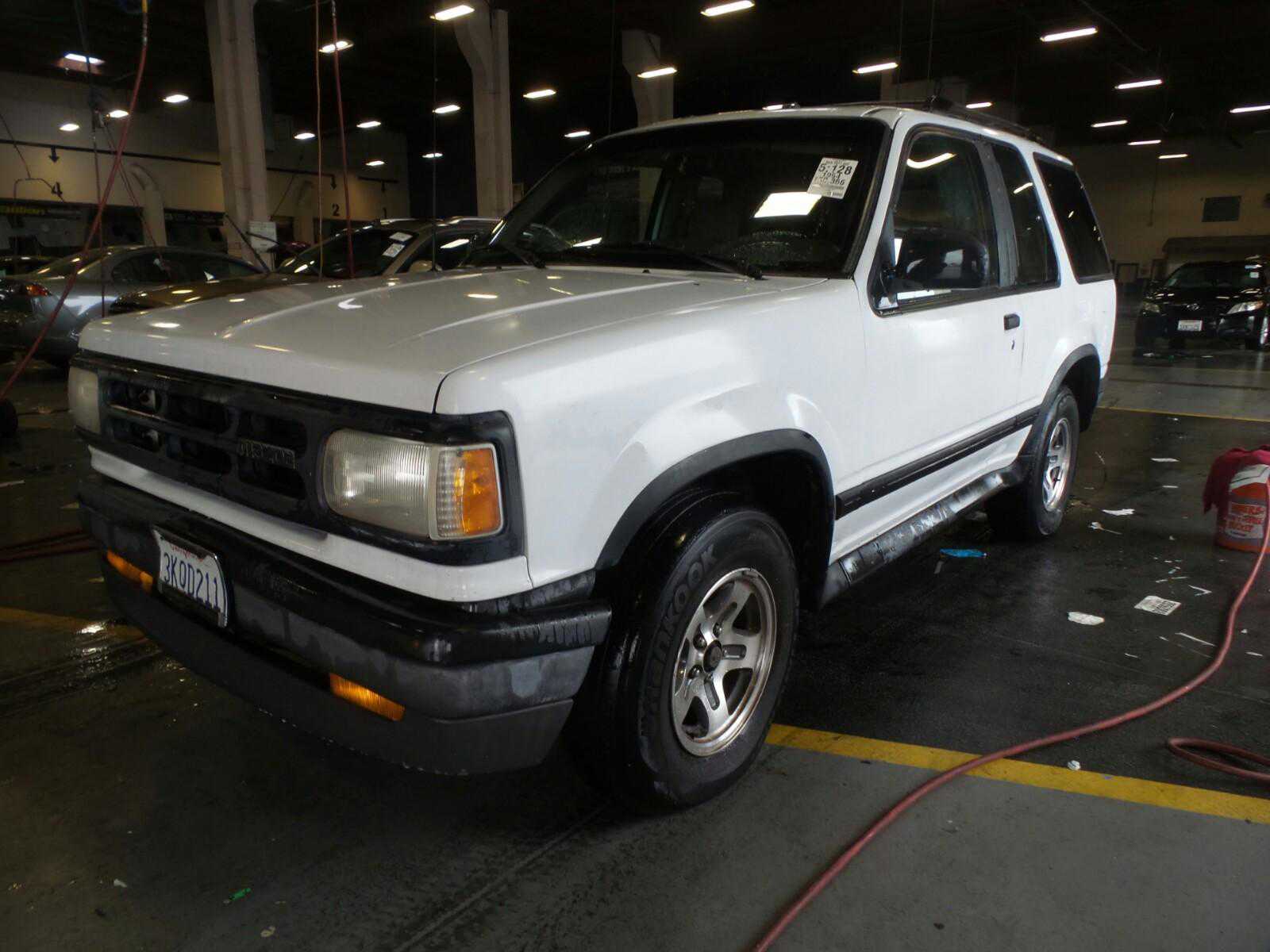 Mazda Navajo
