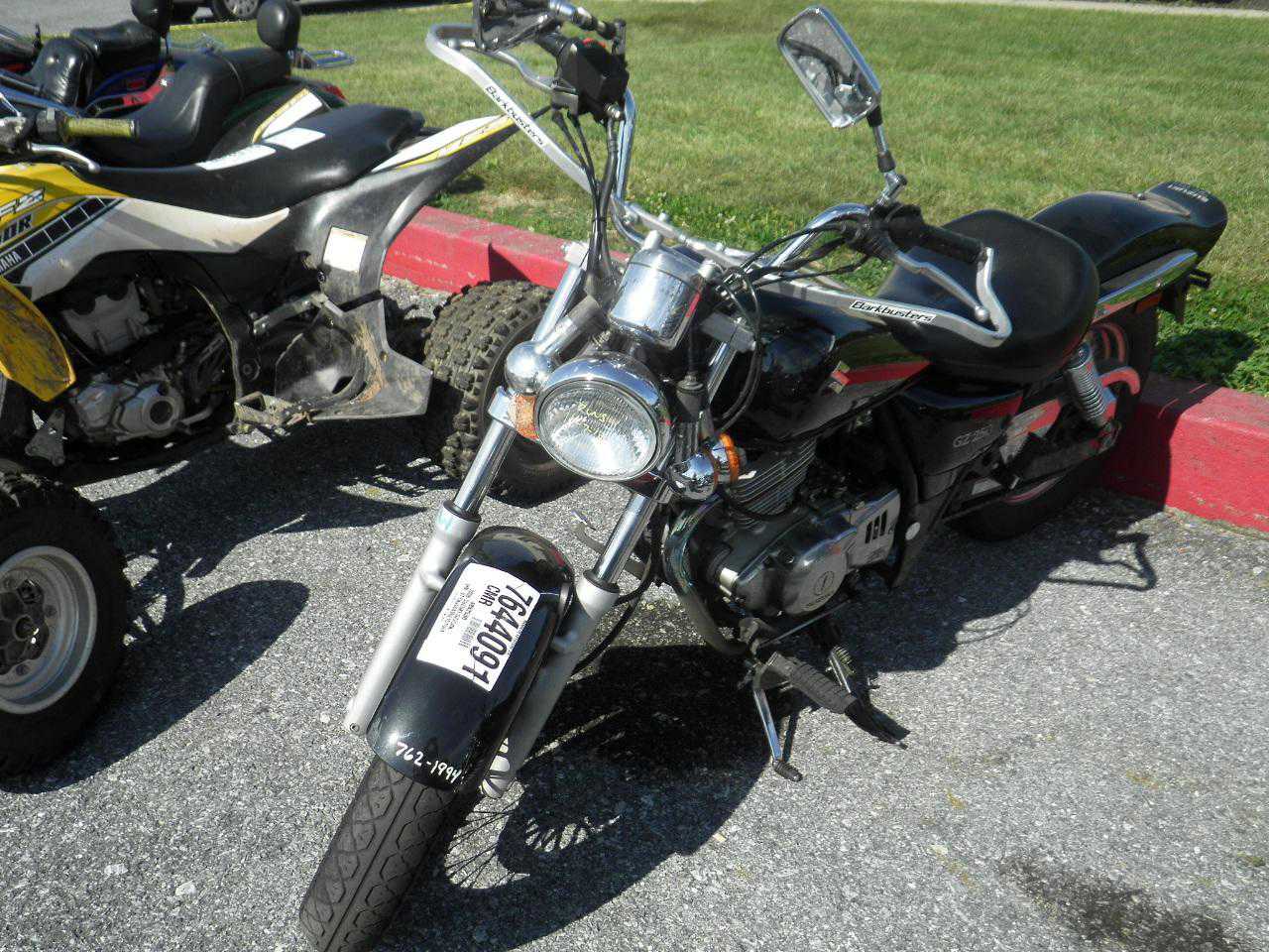Suzuki GZ250