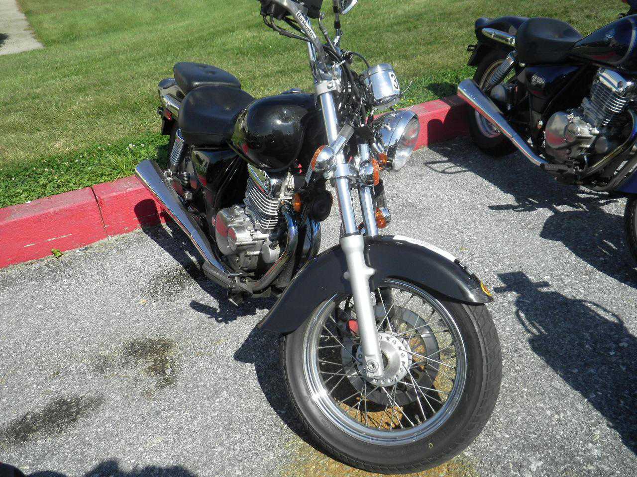 Suzuki GZ250