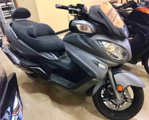 Suzuki AN650L
