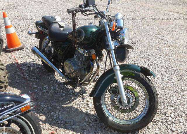 Suzuki GZ250