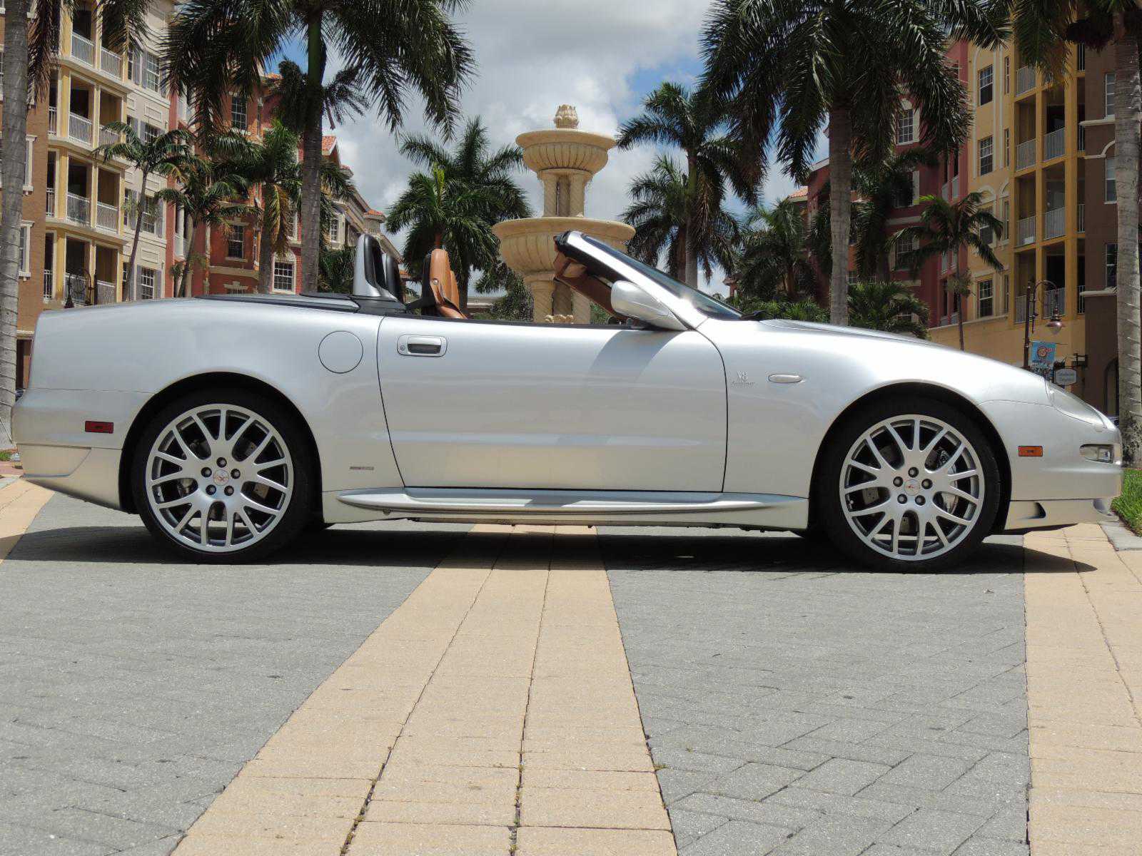 Maserati Spyder