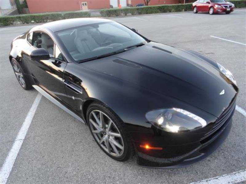 Aston Martin V8 Vantage