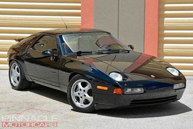 Porsche 928