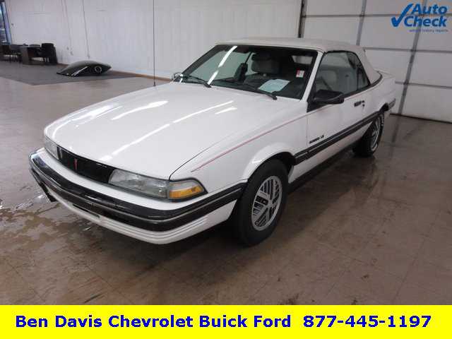 Pontiac Sunbird
