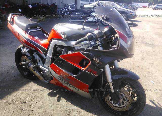 Suzuki GSX-R1100W