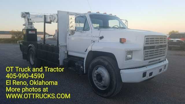 Ford F-700