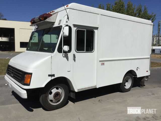 GMC P Truck Forward
