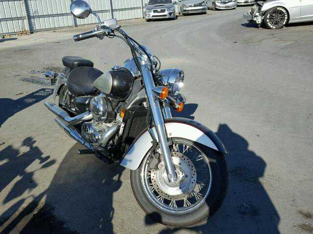 Honda VT750 (Shadow Aero)