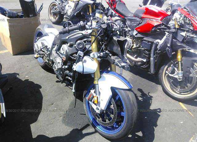 BMW HP4