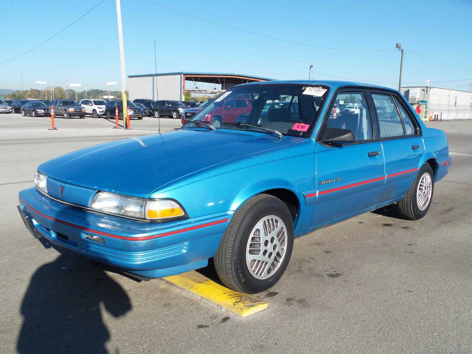 Pontiac Sunbird