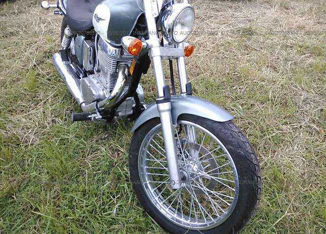 Suzuki LS650L