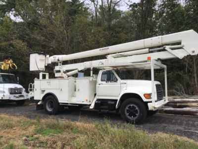 Ford F-700