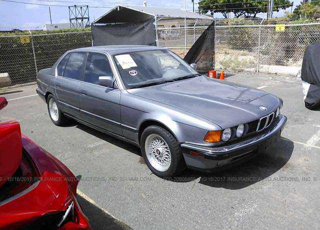 BMW 735i