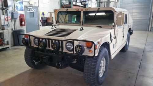 HUMMER H1