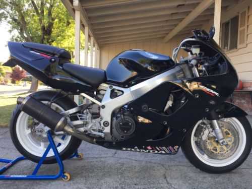 Honda CBR900