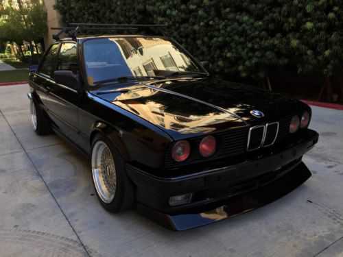 BMW 325iS