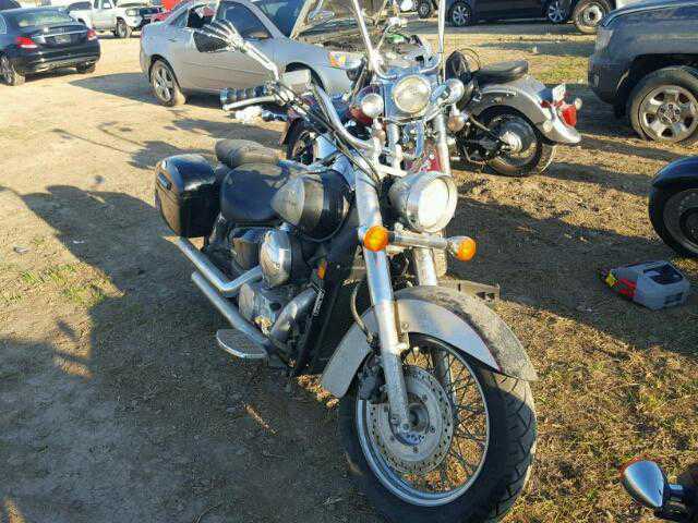 Honda VT750 (Shadow Aero)
