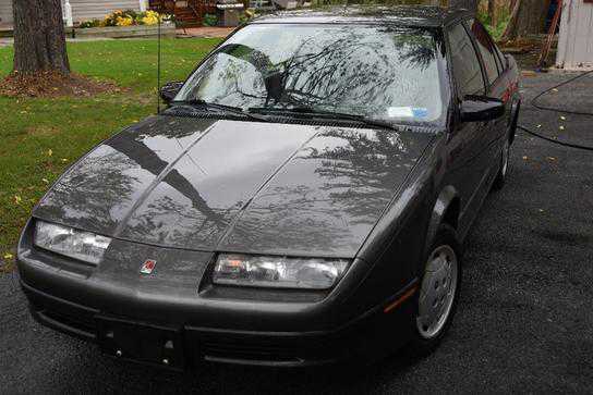 Saturn SL