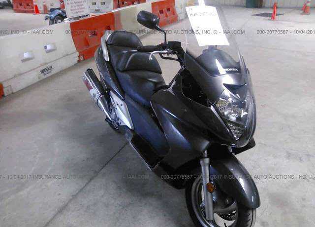 Honda FSC600 (Silver Wing)