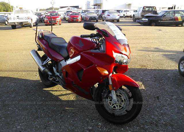 Honda VFR800Fi (INTERCEPTOR)