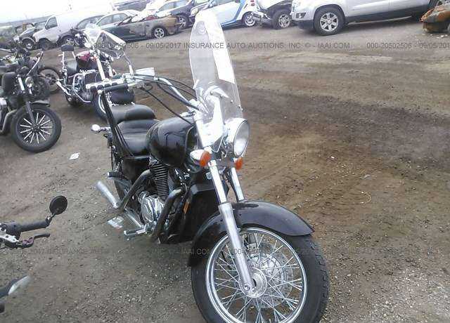 Honda VT1100C2 (SHADOW ACE)