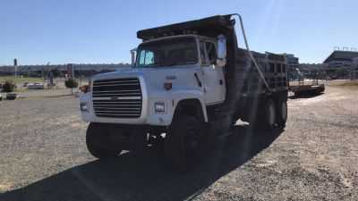 Ford LT8000