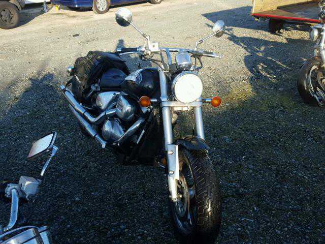 Suzuki VZ800
