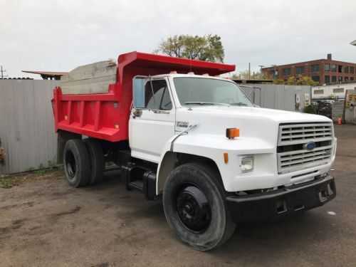 Ford F-700