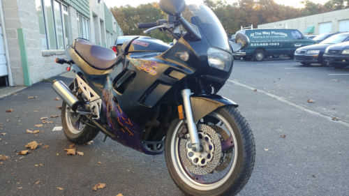Suzuki GSX750F