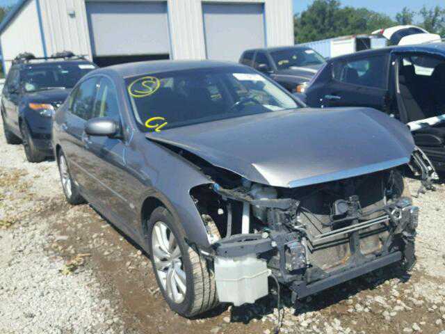 Infiniti M45