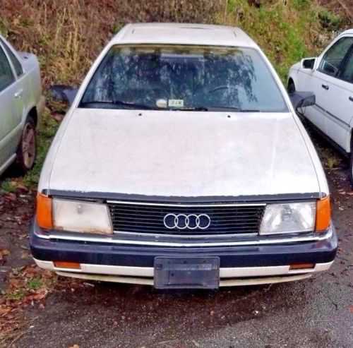 Audi 100