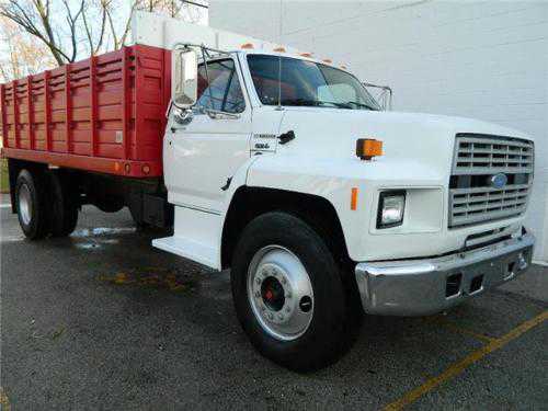Ford F-700