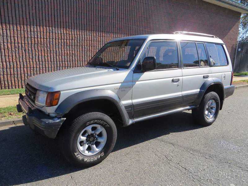 Mitsubishi Montero