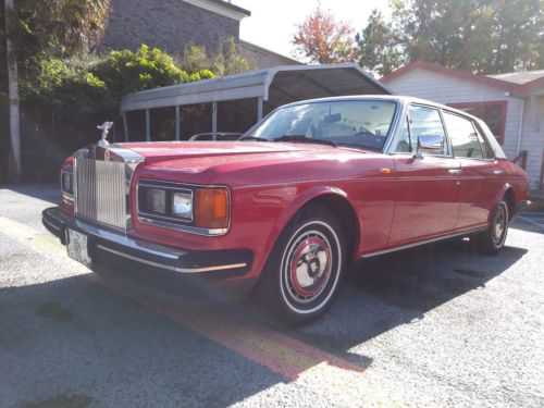 Rolls-Royce Silver Spur