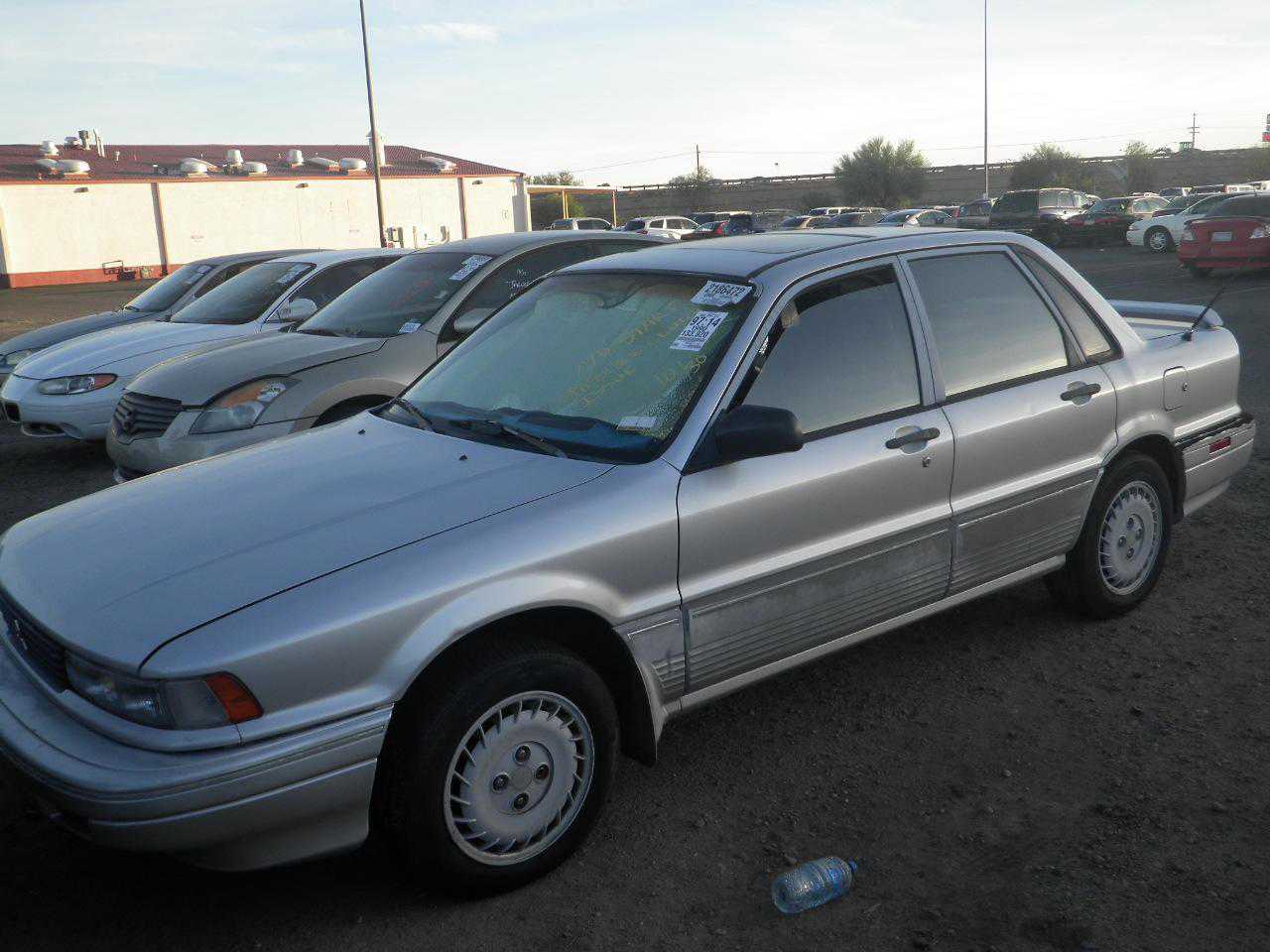 Mitsubishi Galant