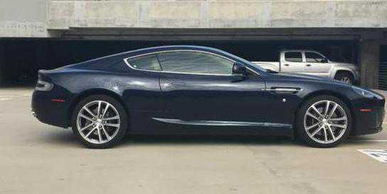 Aston Martin DB9