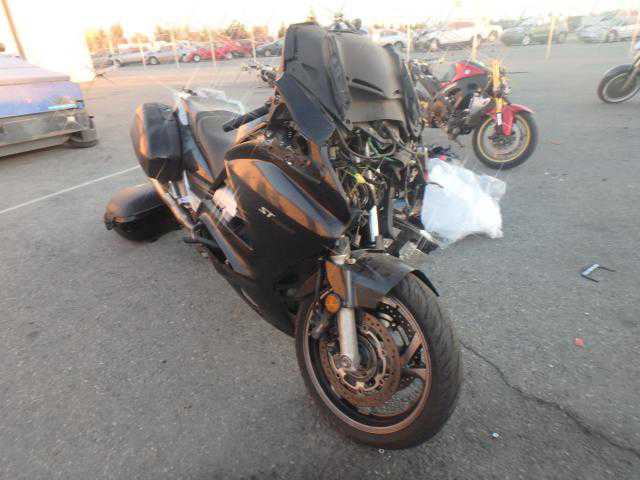 Honda ST1300A