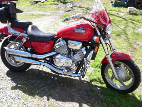 Honda VF750C (MAGNA)