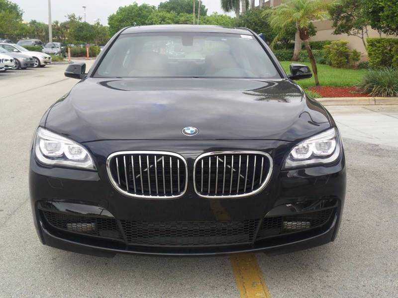 BMW 740i
